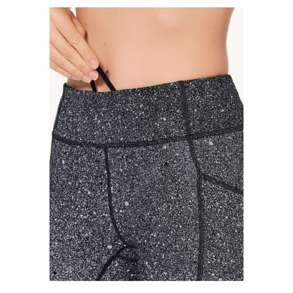 Lululemon Tight Stuff Tight II - Luminesce Splatter White Black. - Picture 5 of 15